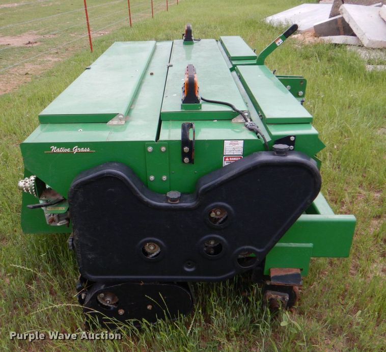 image for item KP9156 Great Plains NTS2509  seeder