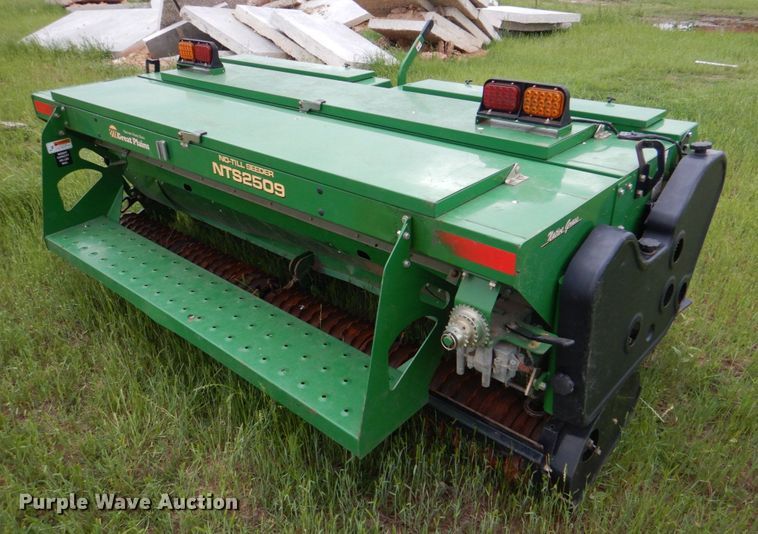 image for item KP9156 Great Plains NTS2509  seeder