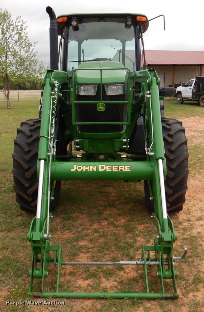 image for item KP9158 2018 John Deere 6105E  MFWD tractor