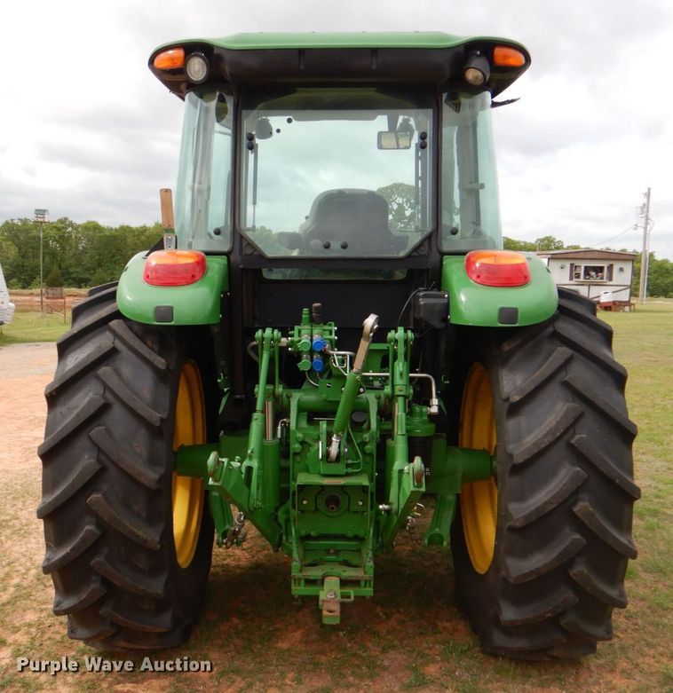 image for item KP9158 2018 John Deere 6105E  MFWD tractor