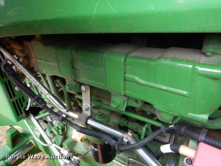 image for item KP9158 2018 John Deere 6105E  MFWD tractor