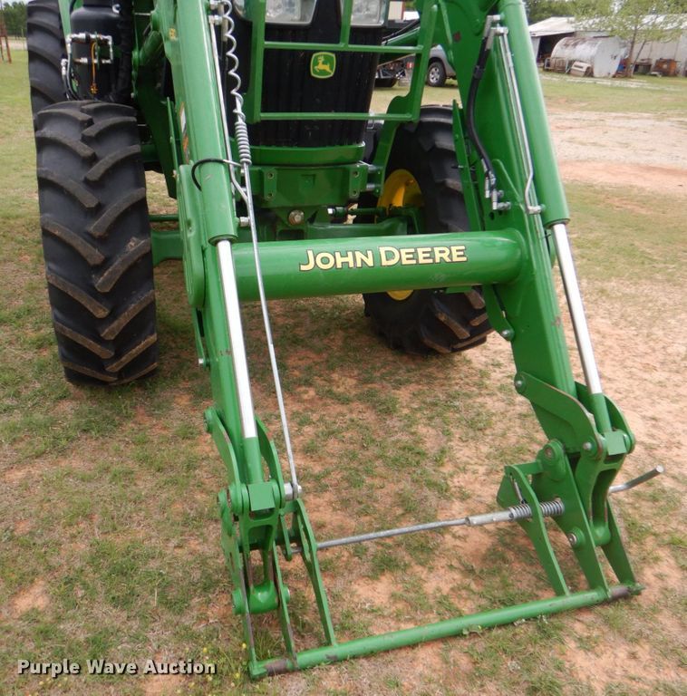 image for item KP9158 2018 John Deere 6105E  MFWD tractor