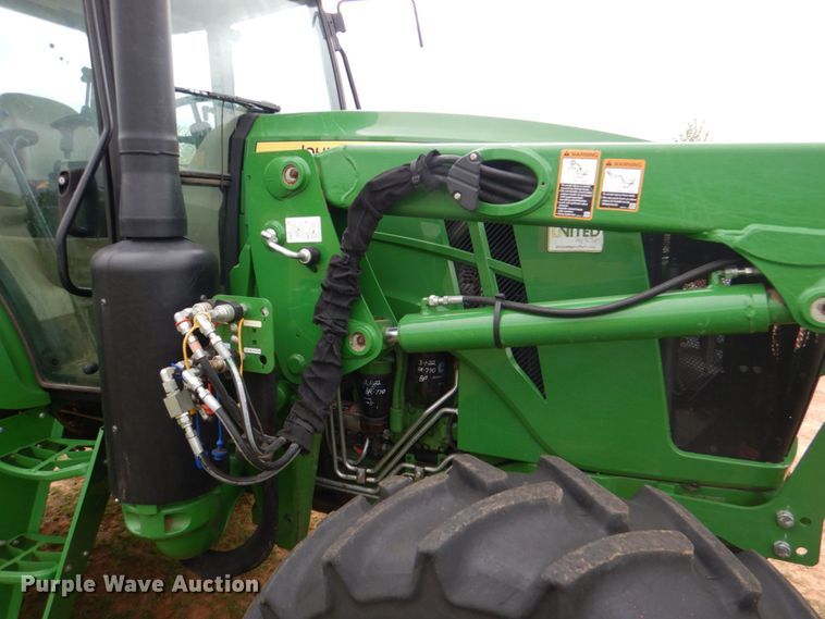 image for item KP9158 2018 John Deere 6105E  MFWD tractor