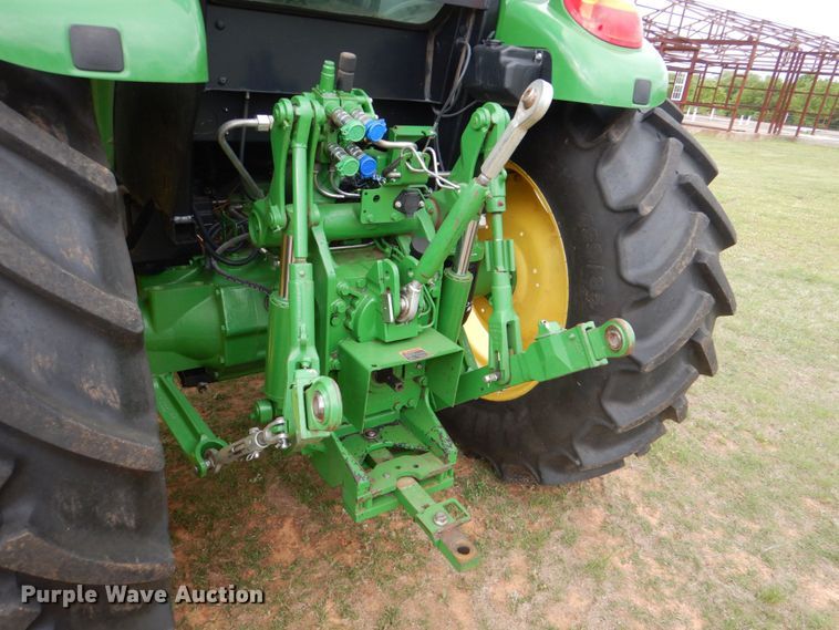 image for item KP9158 2018 John Deere 6105E  MFWD tractor