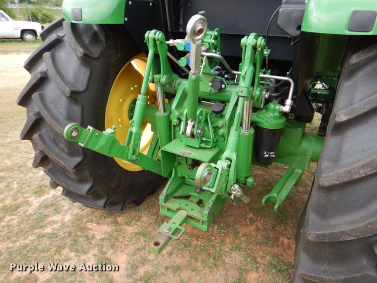 image for item KP9158 2018 John Deere 6105E  MFWD tractor