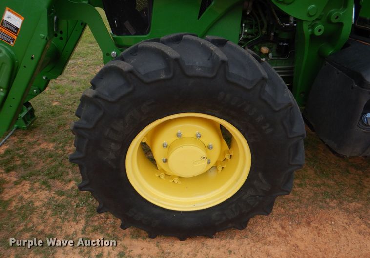 image for item KP9158 2018 John Deere 6105E  MFWD tractor