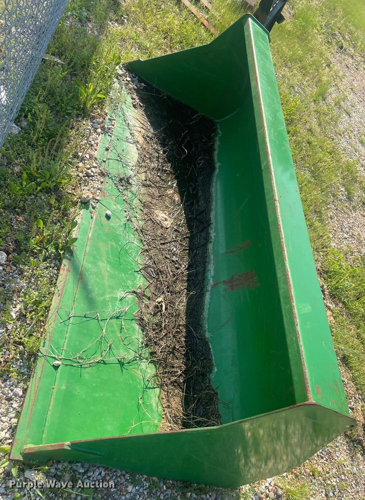 image for item KP9158 2018 John Deere 6105E  MFWD tractor