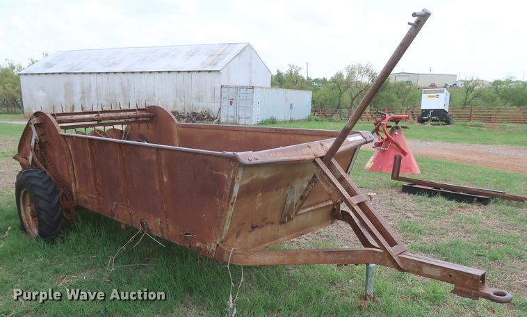image for item KR9862 Ferguson A-J0-20  manure spreader