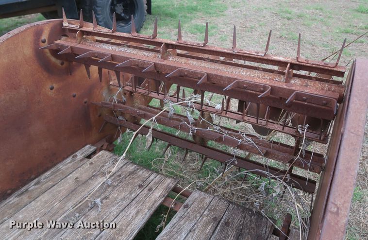 image for item KR9862 Ferguson A-J0-20  manure spreader