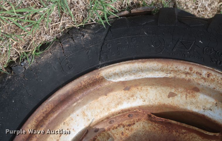 image for item KR9862 Ferguson A-J0-20  manure spreader