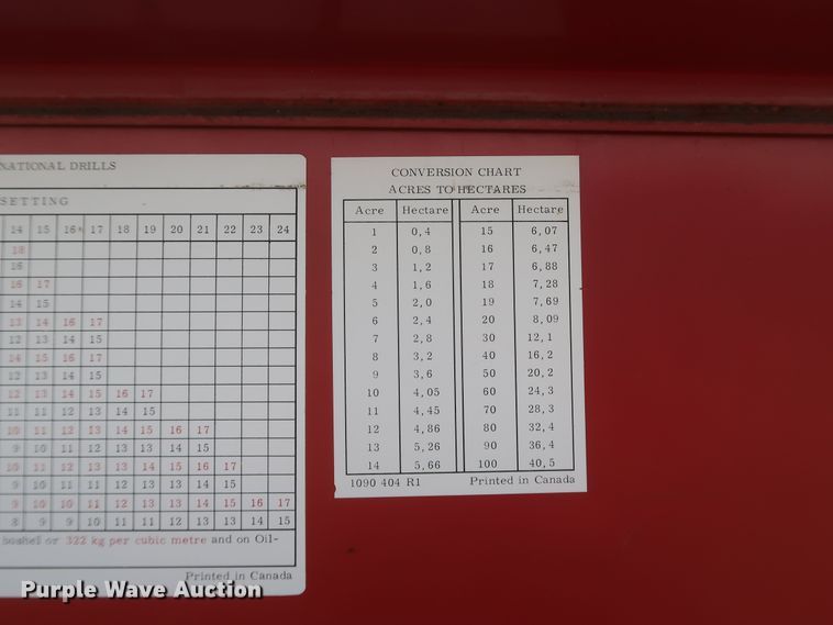 image for item KR9873 International 5100  grain drill