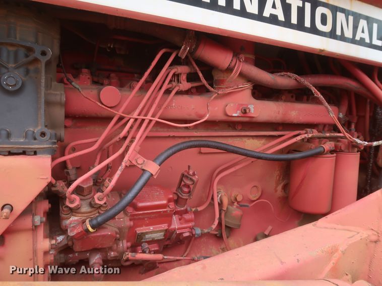 image for item KR9874 1981 International 1086  tractor