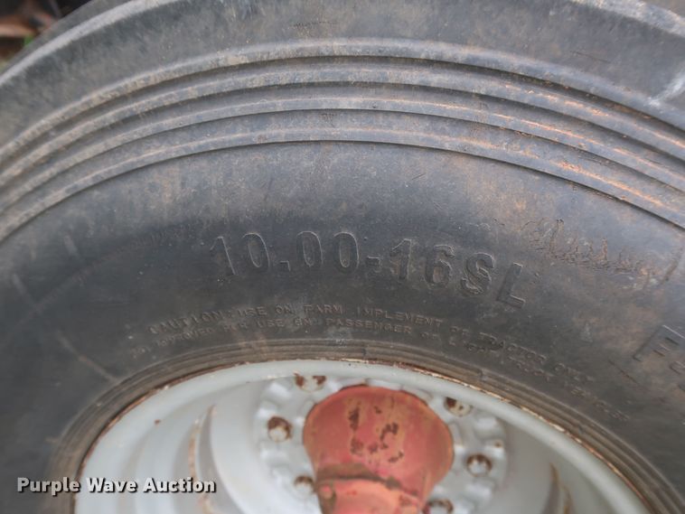 image for item KR9874 1981 International 1086  tractor