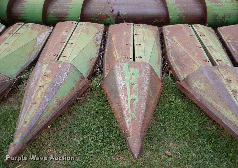 image for item LS9180 John Deere 653  all-crop head