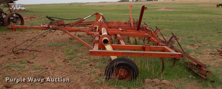 image for item LS9181 Krause 744A  field cultivator