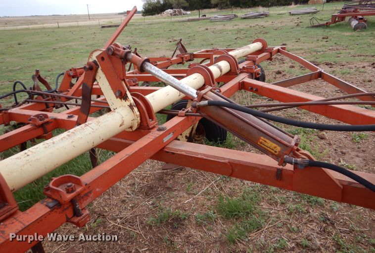 image for item LS9181 Krause 744A  field cultivator