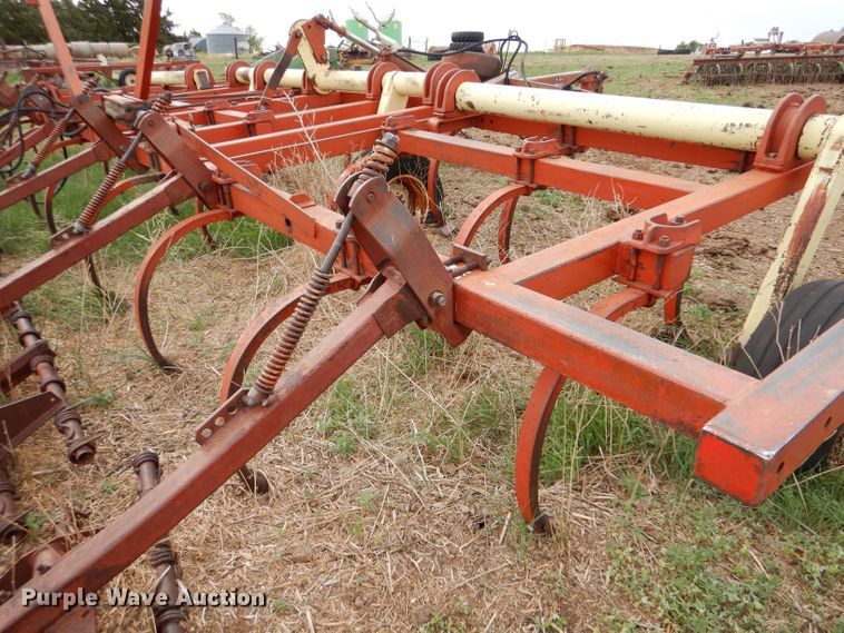 image for item LS9181 Krause 744A  field cultivator