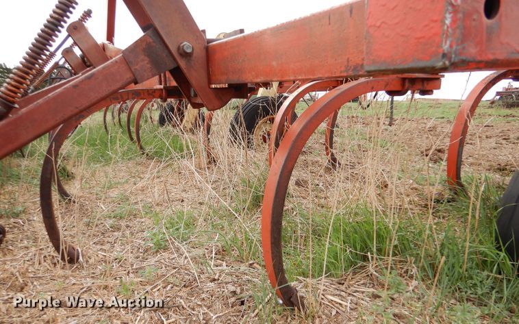 image for item LS9181 Krause 744A  field cultivator