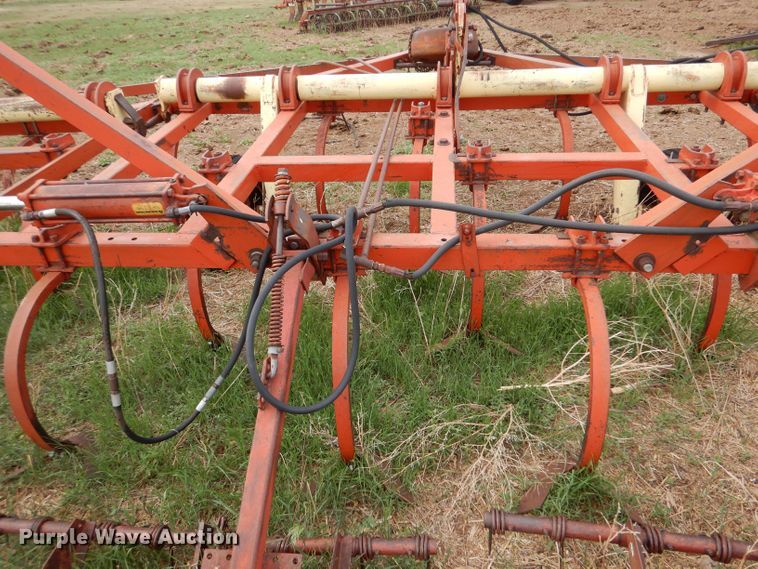 image for item LS9181 Krause 744A  field cultivator
