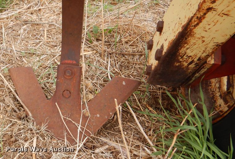 image for item LS9181 Krause 744A  field cultivator