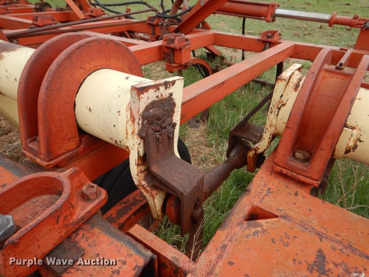 image for item LS9181 Krause 744A  field cultivator