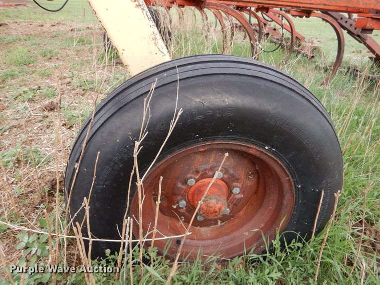 image for item LS9181 Krause 744A  field cultivator