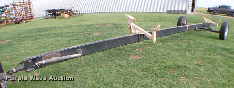 image for item MF9390 2004 John Deere 9560  combine