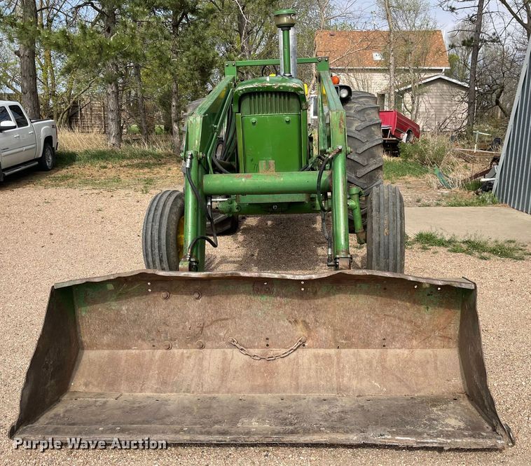 image for item MJ9707 1965 John Deere 4020  tractor