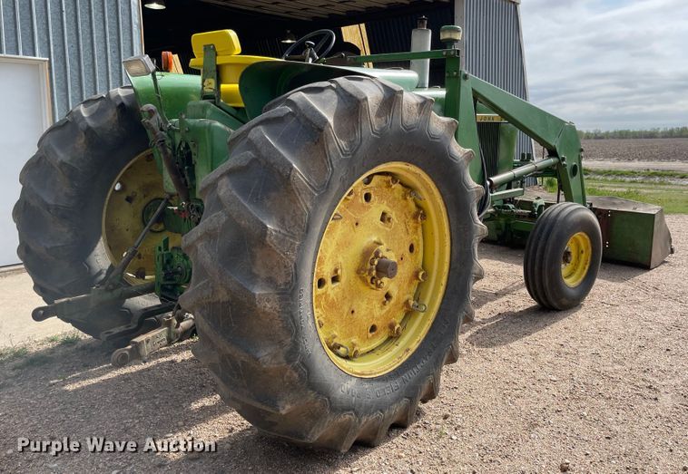 image for item MJ9707 1965 John Deere 4020  tractor