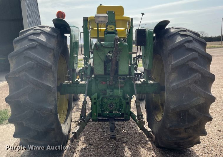 image for item MJ9707 1965 John Deere 4020  tractor