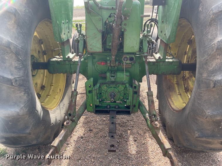 image for item MJ9707 1965 John Deere 4020  tractor