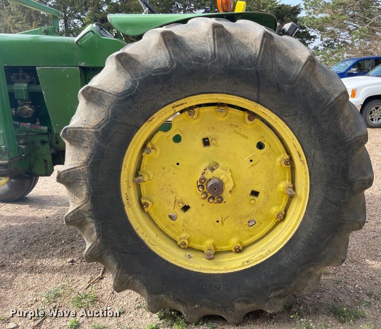 image for item MJ9707 1965 John Deere 4020  tractor