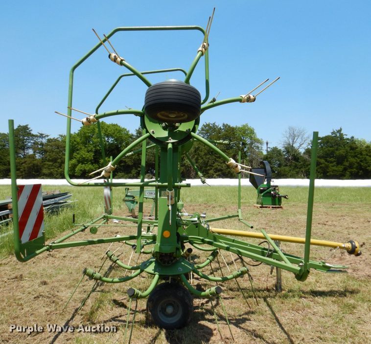 image for item MK9565 2012 Krone KW 5.52/4X7T  rotary hay tedder