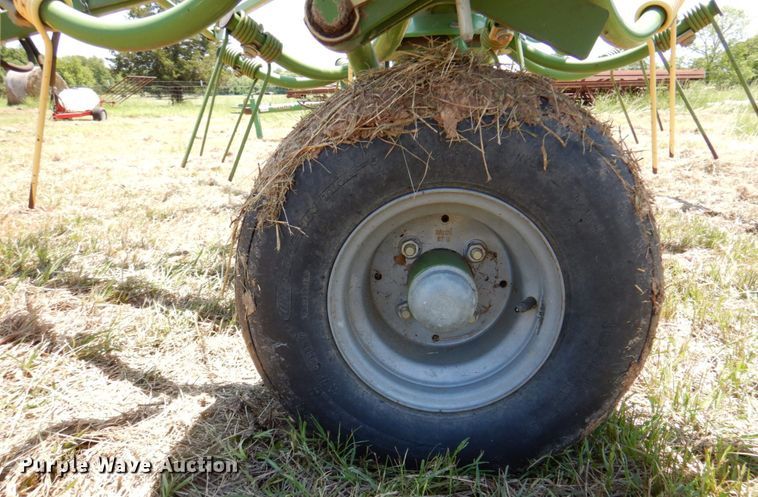 image for item MK9565 2012 Krone KW 5.52/4X7T  rotary hay tedder