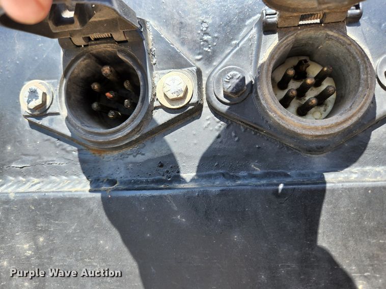 image for item DI1205 2007 Transcraft DTL-2100 RS2  drop deck trailer