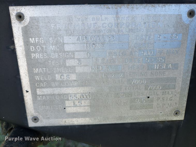 image for item DI1209 1985 Fruehauf TEH-FE2-R 7000 tank trailer