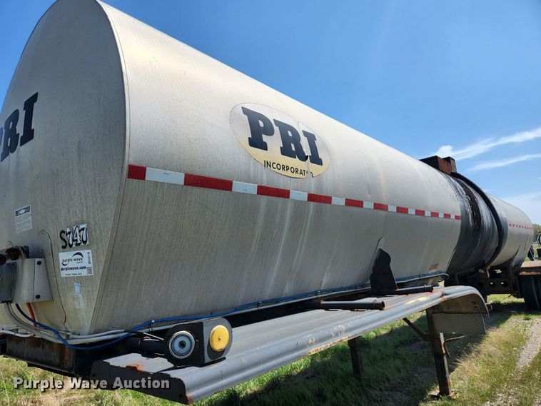 image for item DI1210 1988 Fruehauf TEH-FE2-R 7000  tank trailer