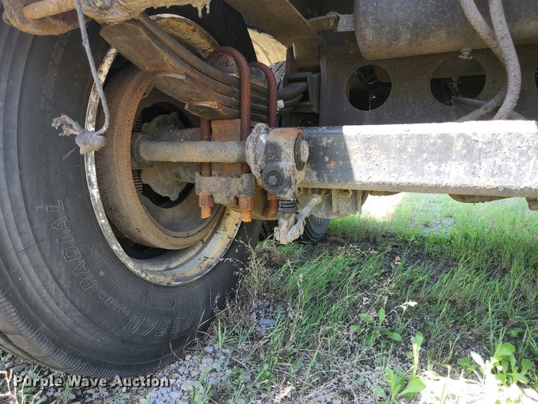 image for item DI1211 1981 Fruehauf TEH-FE2-R 7000  tank trailer