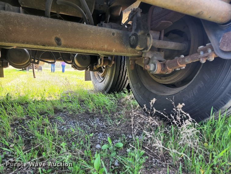 image for item DI1211 1981 Fruehauf TEH-FE2-R 7000  tank trailer