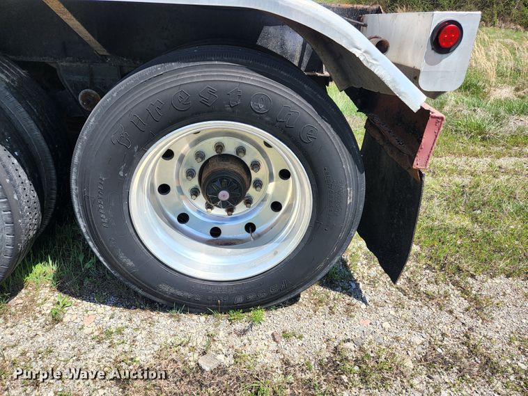 image for item DI1211 1981 Fruehauf TEH-FE2-R 7000  tank trailer