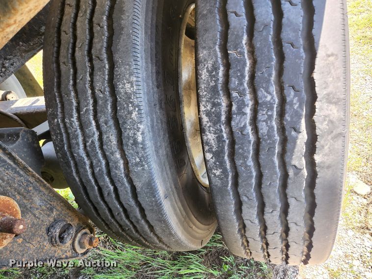 image for item DI1211 1981 Fruehauf TEH-FE2-R 7000  tank trailer