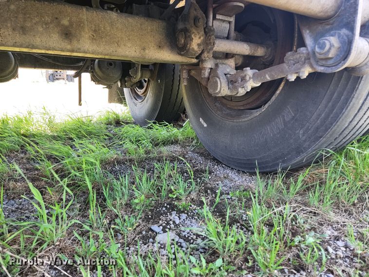 image for item DI1212 1986 Fruehauf TEH-FE2-R 7000  tank trailer