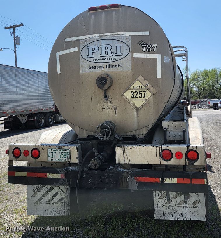 image for item DI1213 1992 Custom Trailers  tank trailer