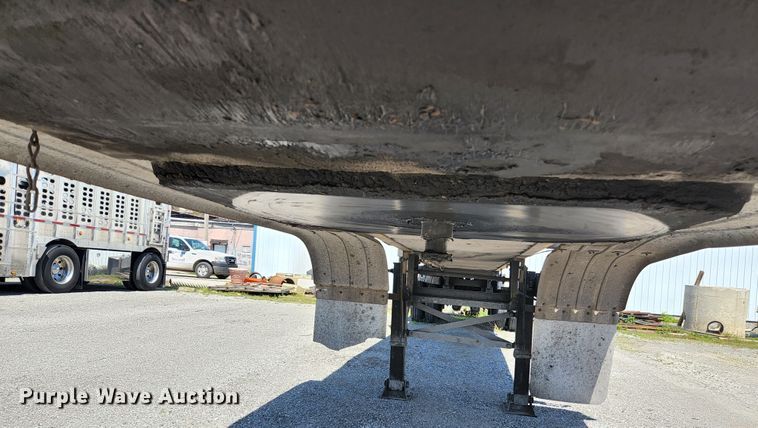 image for item DI1213 1992 Custom Trailers  tank trailer