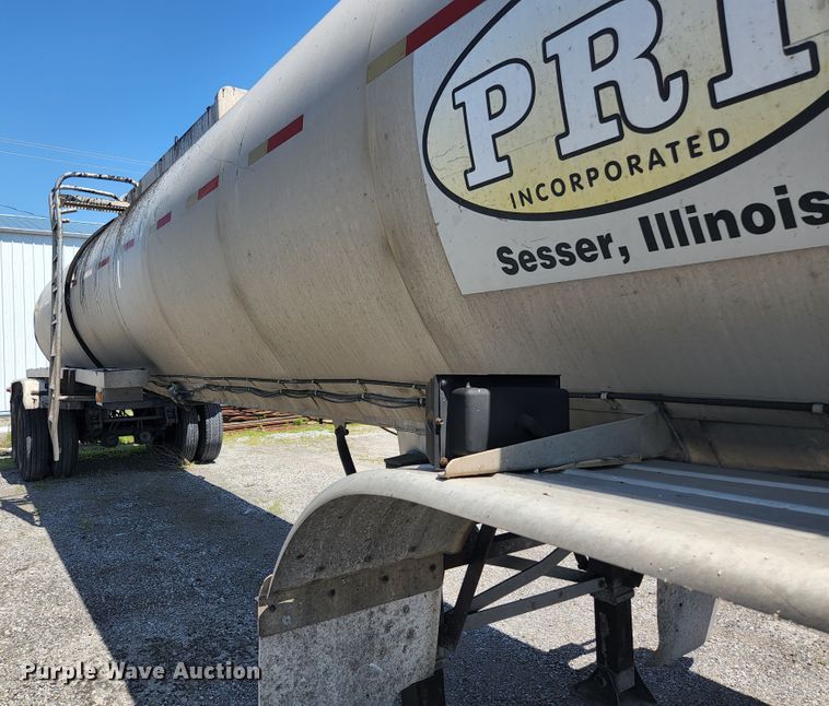 image for item DI1213 1992 Custom Trailers  tank trailer