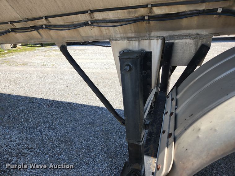 image for item DI1213 1992 Custom Trailers  tank trailer