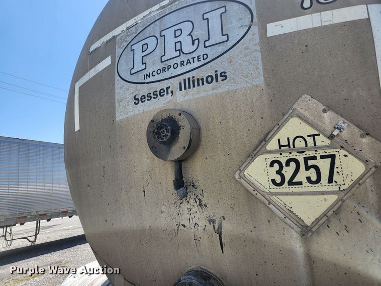 image for item DI1213 1992 Custom Trailers  tank trailer