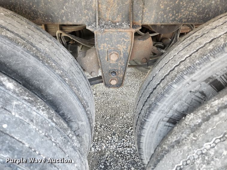 image for item DI1213 1992 Custom Trailers  tank trailer