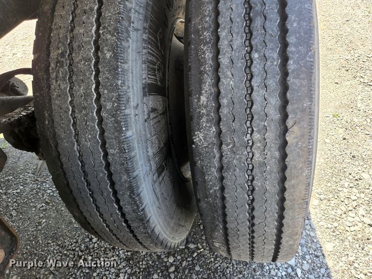 image for item DI1213 1992 Custom Trailers  tank trailer