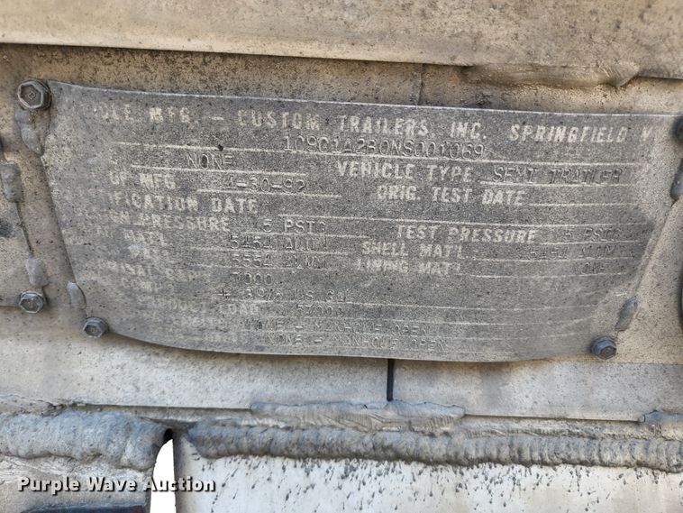 image for item DI1213 1992 Custom Trailers  tank trailer